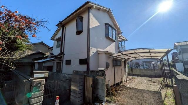 刈谷市宝町　中古戸建の駐車場