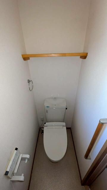 刈谷市宝町　中古戸建のトイレ