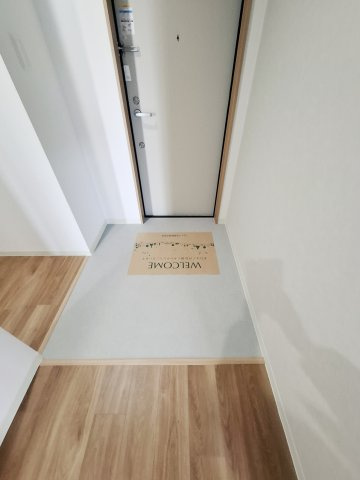 T-TRAD CASAの玄関