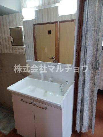 秋津一戸建の独立洗面台|使いやすい独立洗面台です