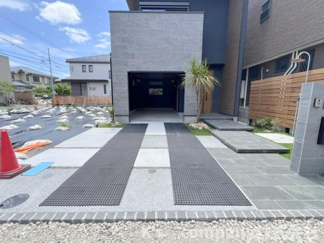茅ヶ崎市浜竹3丁目　新築戸建の駐車場|駐車スペース◇