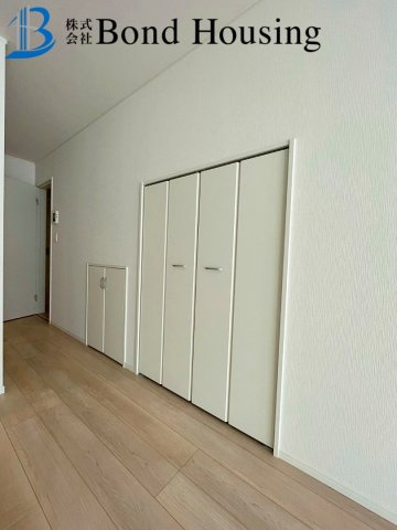 人気の畳コーナー完備　全8棟分譲　王塚台第6　5号棟の洋室