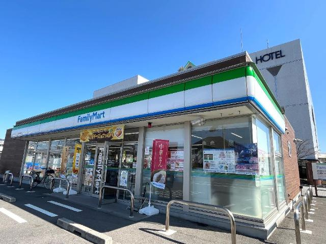 グリーンハウスミキの周辺|ファミリーマート大垣万石町店まで242ｍ