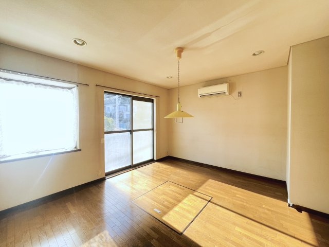 【居間・リビング】 | 小川町勝呂　中古戸建