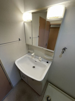 【独立洗面台】 | 下目黒スカイマンション