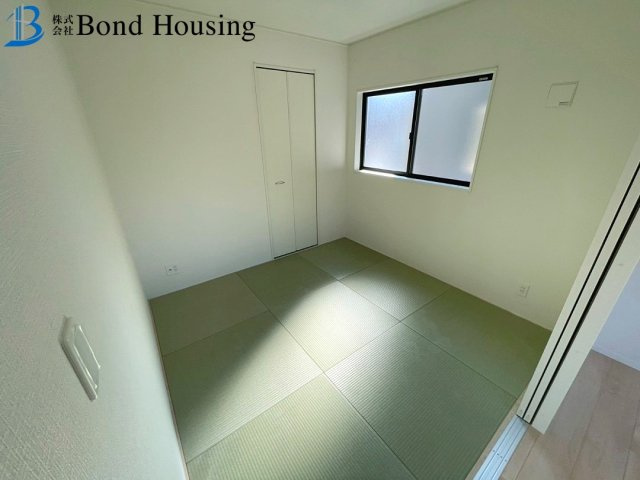 子育て支援事業対象物件　全8棟分譲　王塚台第6　2号棟の洋室