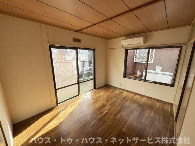 みのりハイツの洋室