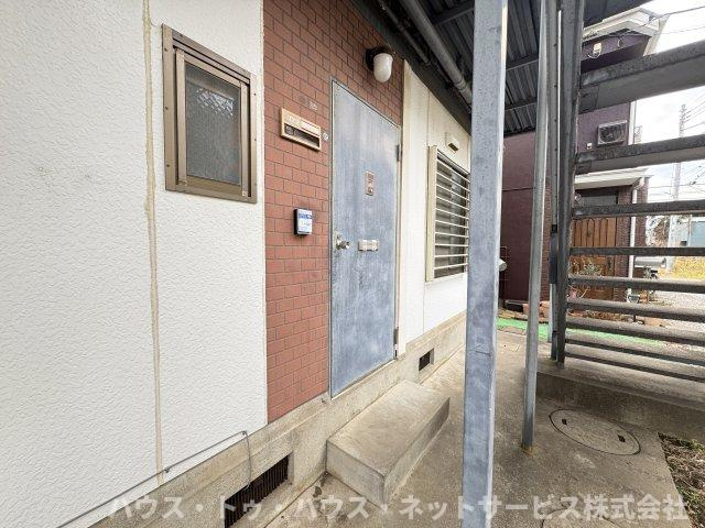 みのりハイツのエントランス