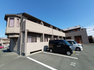 セザンヌ加治の画像