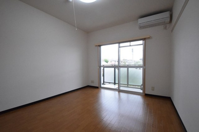 【居間・リビング】 | ペディマリー箕面Ⅱ