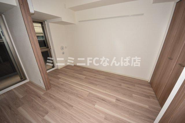 プレサンス松屋町グレースの寝室