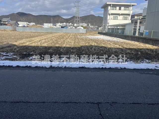 ６６５０１　岐阜市折立土地の外観