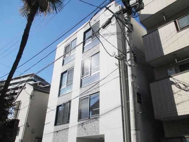 アルファキューブ上十条の外観|RC構造の4階建ての物件です☆