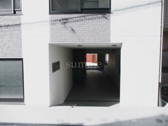 アルファキューブ上十条のエントランス|建物正面です☆