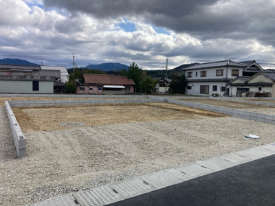 【前面道路含む現地写真】 | リーブルガーデン富田林市錦織北２丁目２期 | 前面道路含む現地写真