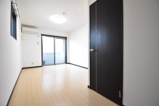 フジパレス杉本町Ⅲ番館の居間・リビング