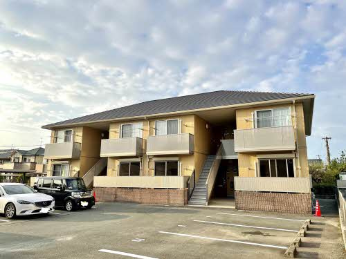 熊本市中央区出水７丁目のアパートの外観