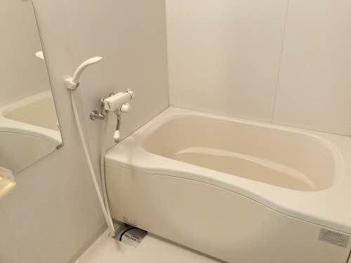 熊本市中央区出水７丁目のアパートの浴室