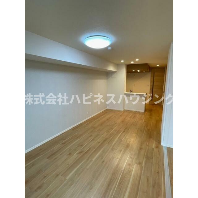 アドニス柏(アドニスカシワ)の居間・リビング