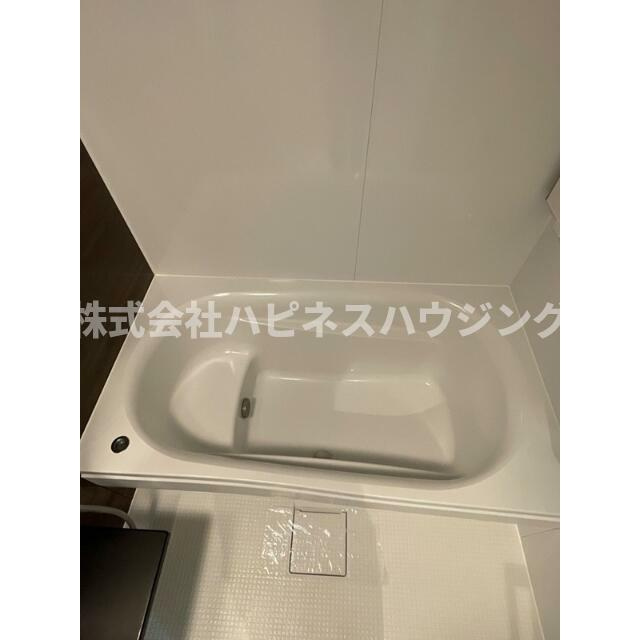 アドニス柏(アドニスカシワ)の浴室