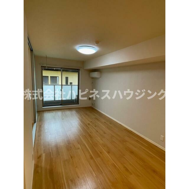 アドニス柏(アドニスカシワ)の居間・リビング