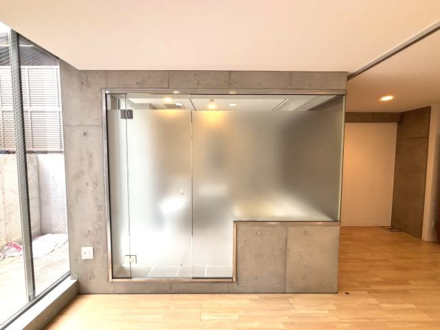 イーストヴィレッジ三宮の内装