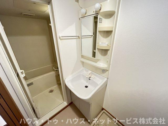 アヴニール豊四季の独立洗面台