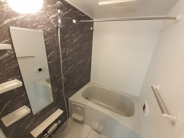 マロン・リジェールⅡの浴室|お風呂で日々の疲れを落としましょう