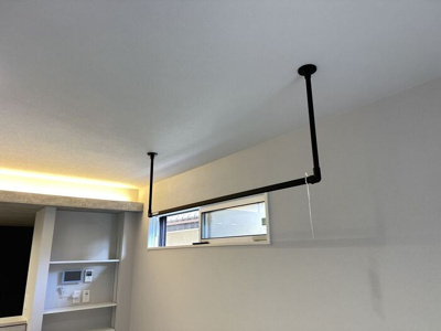 【居間・リビング】 | Lugar宿郷 | 室内物干し