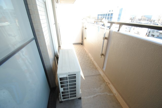 コンフォール清瀬のバルコニー