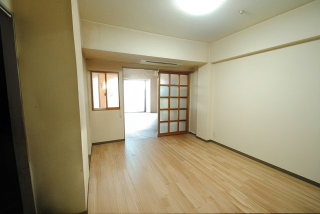 コンフォール清瀬の居間・リビング|※画像は家具消去などのCG加工が行われております。