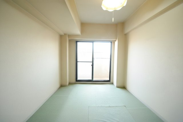 コンフォール清瀬の和室|※画像は家具消去のCG加工が行われております。