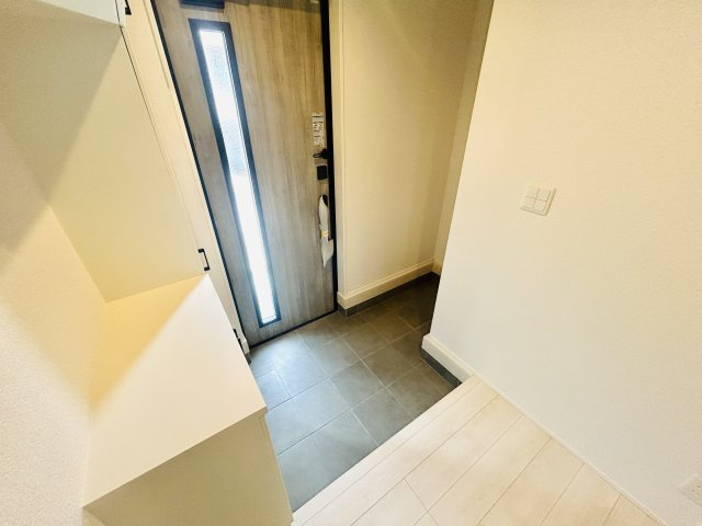 グラファーレ千葉市花見川区宮野木台4丁目12期の玄関