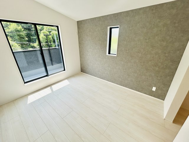 グラファーレ千葉市花見川区宮野木台4丁目12期の洋室