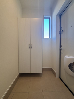 【玄関】 | EXCELLENT TERRACE（エクセレントテラス）A | シンプルで使いやすい玄関です