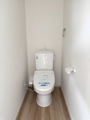 ケイアイ　ー LIGARE ーリガーレ　小倉北区黒住町1期　　【小倉北区　新築戸建て】 のトイレ|2階にもトイレ完備で助かります♪　【小倉南区　新築戸建て】