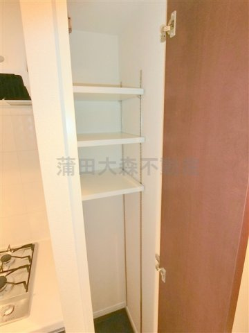 MFPRエムエフピーアールコート蒲田の収納|玄関収納②