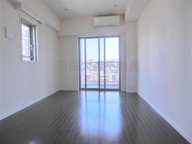 MFPRエムエフピーアールコート蒲田の居間・リビング