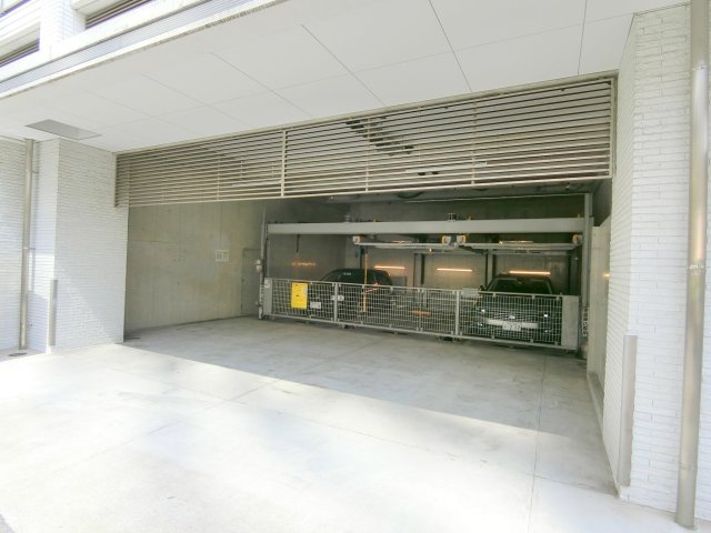MFPRエムエフピーアールコート蒲田の駐車場|機械式駐車場　空き状況はお問合せ下さい。