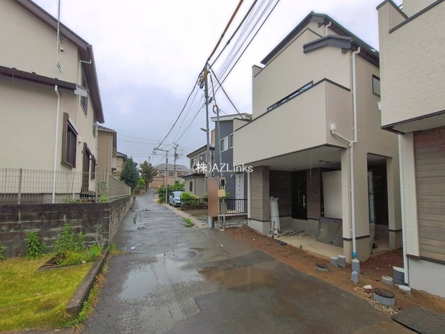 千葉市中央区登戸３丁目３期の前面道路含む現地写真