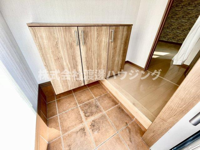 南寺方中通1丁目貸家の玄関