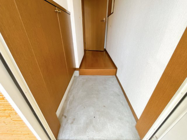 アネックス豊Ⅲの玄関|別号室の写真となります
