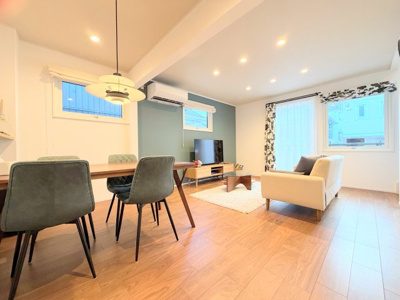 【居間・リビング】 | ◆緑区三保町　未居住戸建◆ | ◆一家だんらんのスペースとなるＬＤＫ。窓から明るい光が差し込み、思わず家族の会話も弾む快適な空間。