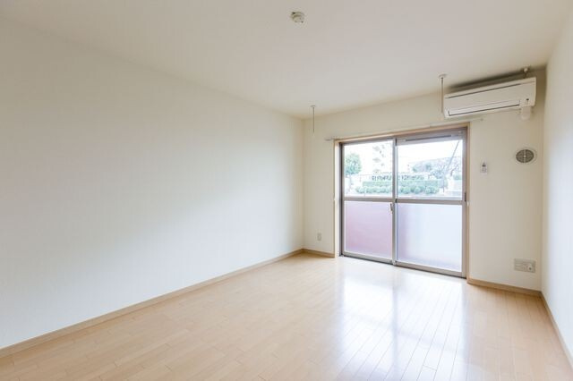 エアリーズの居間・リビング