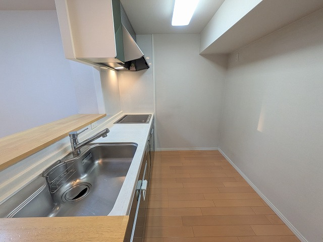 【キッチン】 | ジェイロイヤル浅生通り（C-18）