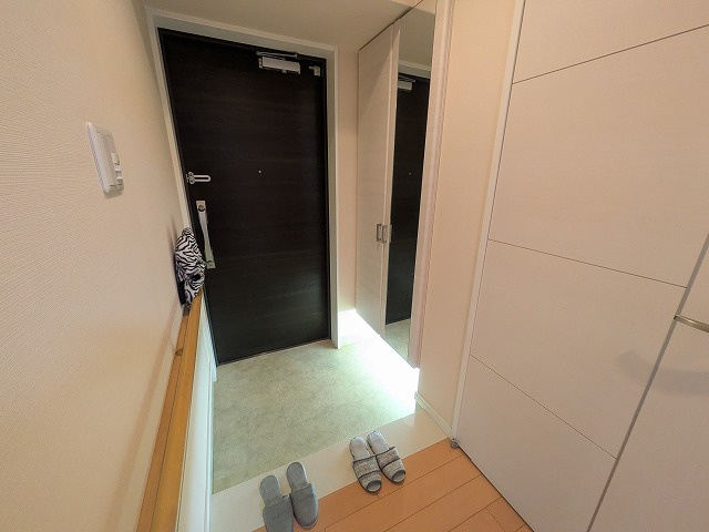 【玄関】 | ジェイロイヤル浅生通り（C-18）