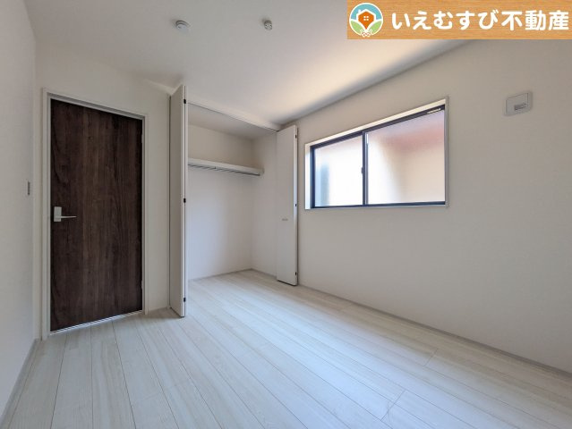 Livele Garden.S　深谷田中第3の洋室|ナチュラルな色合いでシンプルな内装
シンプルな内装のお家なので飽きが来ずコーディネートも楽しそうですね♪