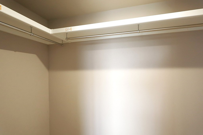 【収納】 | 今福スカイハイツ | 【洋室5帖】のウォークインクローゼット内です♪