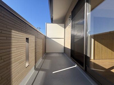 【バルコニー】 | EXCELLENT TERRACE（エクセレントテラス）B | 陽当たり良好なバルコニーです