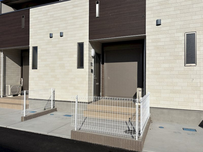 【玄関】 | EXCELLENT TERRACE（エクセレントテラス）B | 落ち着いた玄関です